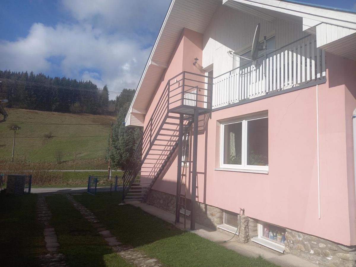 Villa Strakov Lúčky Exteriér fotografie